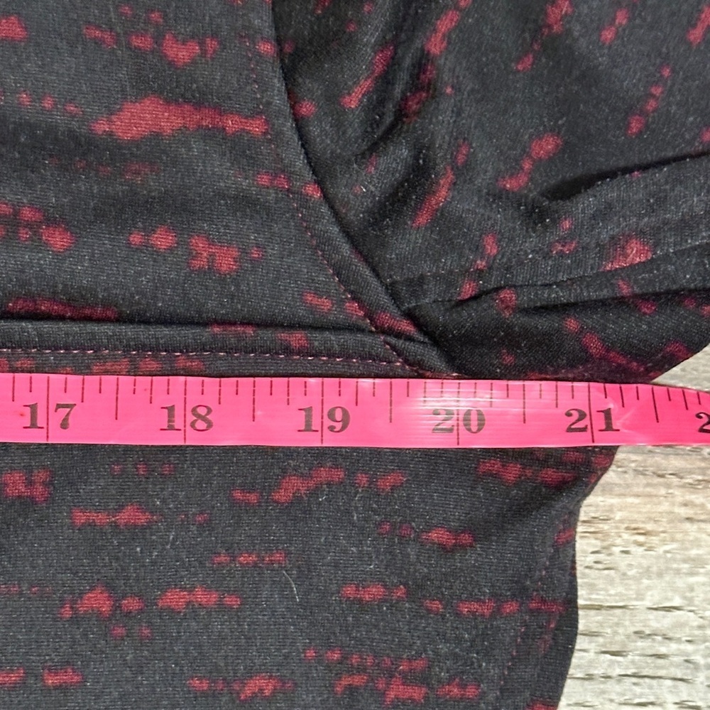 The North Face 1/4 Zip Pullover Mens M Red Black Feece Jacket Outdoors - Picture 4 of 7